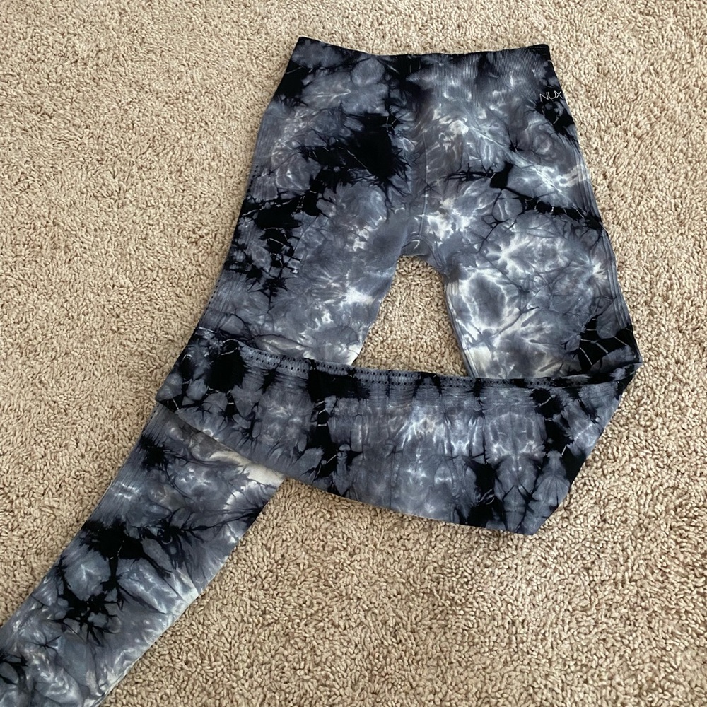 Tie Dye Nux Leggings